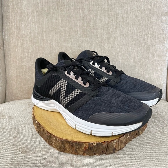 New Balance Women's WX715 Running Shoe - Picture 4 of 13